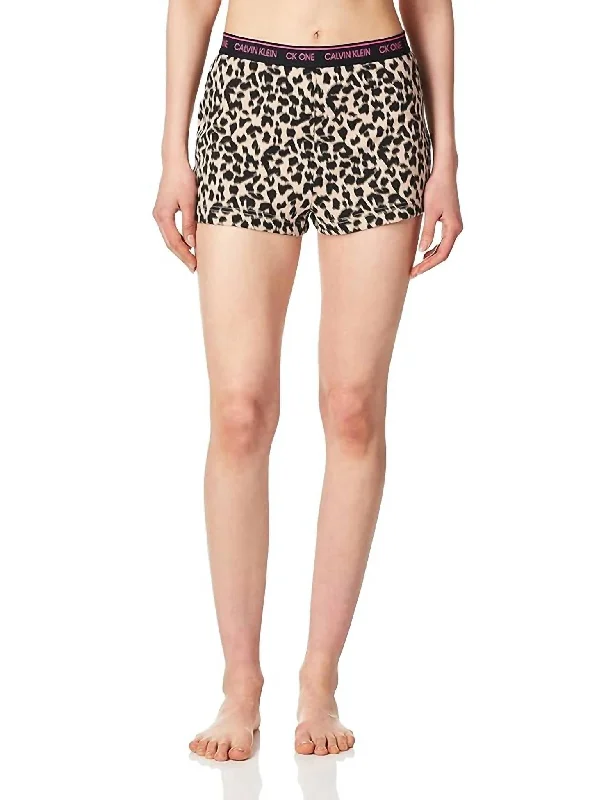 Glisten Lounge Short In Sketched Leopard Print Honey Almond