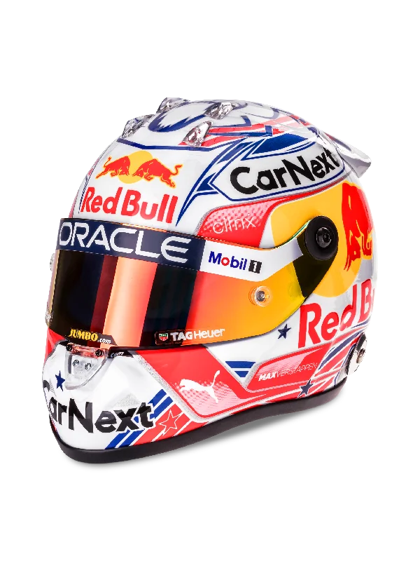 Oracle Red Bull Racing 2022 Max Verstappen 1:2 US GP Mini Helmet