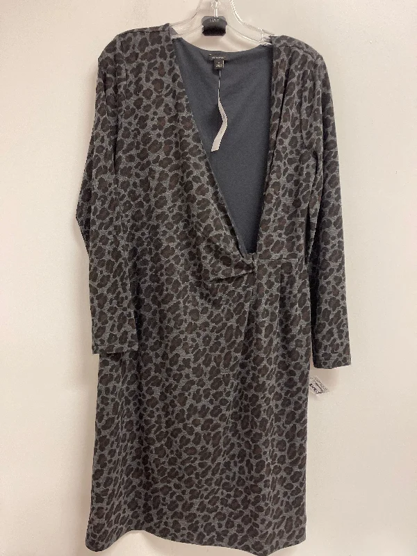 Dress Casual Midi By Ann Taylor In Animal Print, Size: M